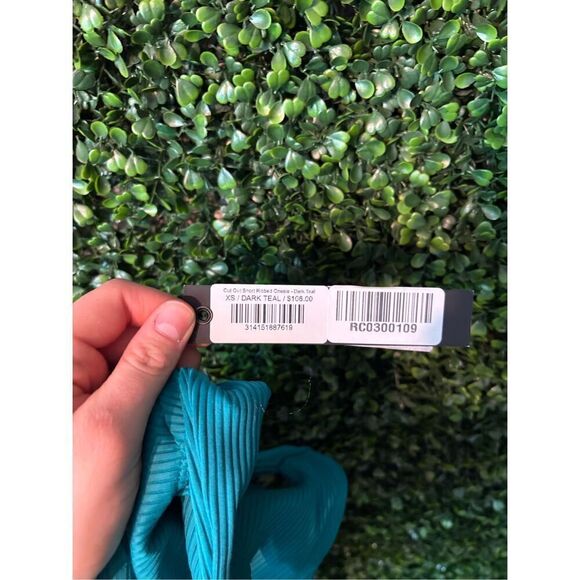 Carbon38 Cut Out Short Ribbed One Piece Romper Sz XS NWT - Picture 7 of 7